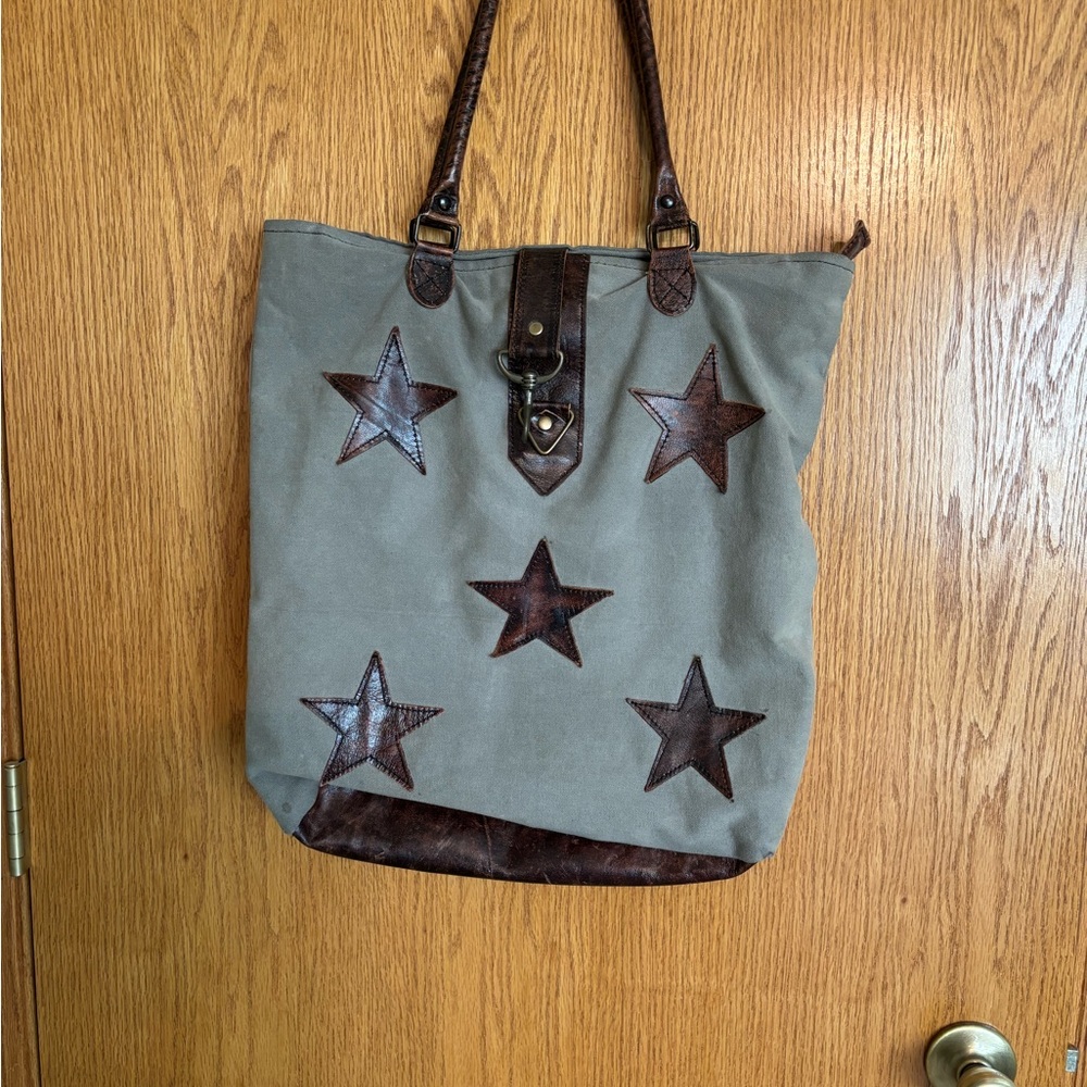 Star Patterned Tote Bag - Gray and Brown